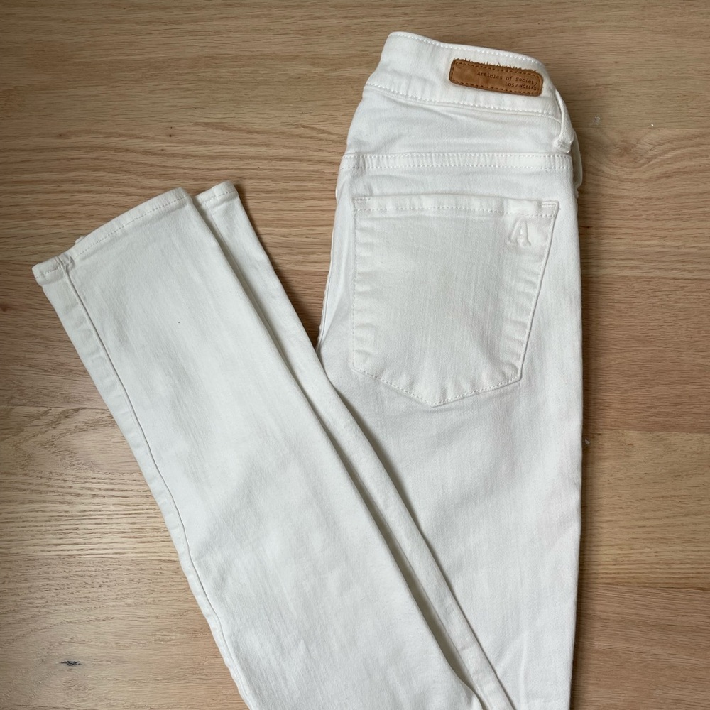 White skinny jeans by Articles of Society